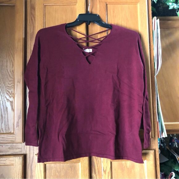 Silence + Noise Oversized Lace Up Long Sleeve V-Neck Sweater Red - S - Picture 2 of 14